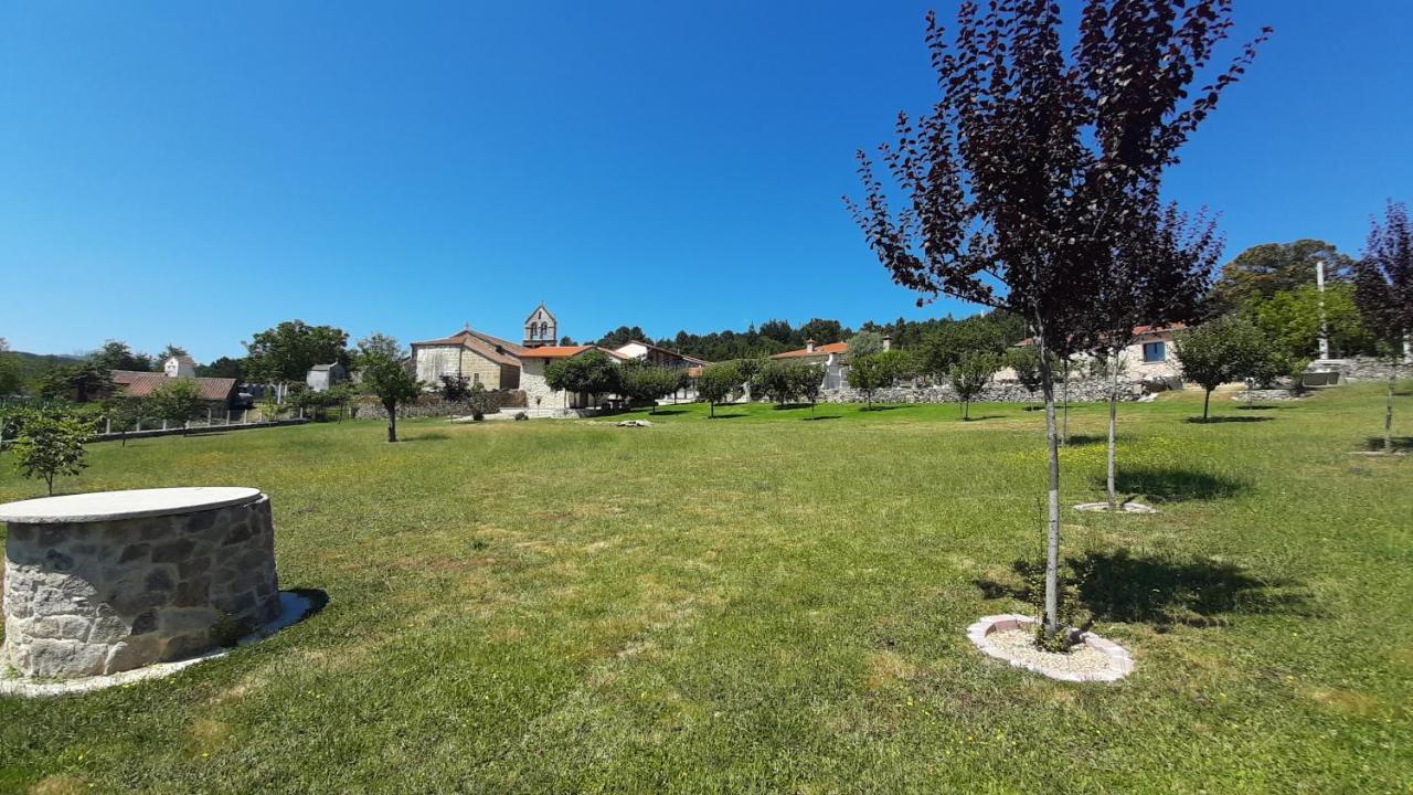 Apartamento O Muiño Casa Ferrador Ribeira Sacra Barantes Exterior foto
